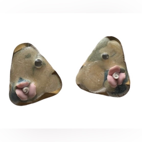 Vintage Triangle Metal Enamel & Pink Rose Pierced Earrings Women’s Jewelry - Picture 2 of 7